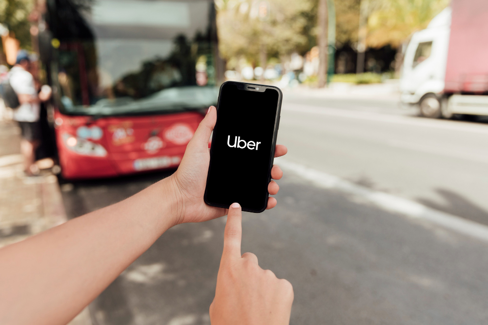 Uber Adolescentes chega como alternativa de viagens seguras para menores